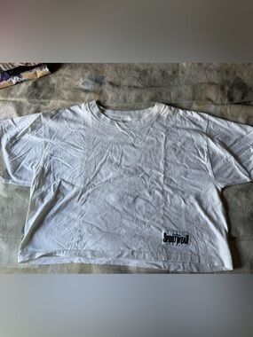 Daksne Sportwear White Logo Crew Neck Short Sleeve Crop  T-Shirt One Size